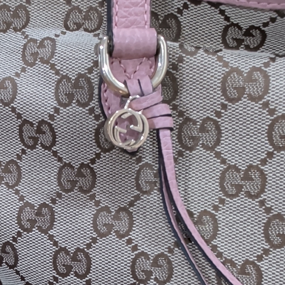 Gucci Pink and Beige Signature Tote - Picture 4 of 16